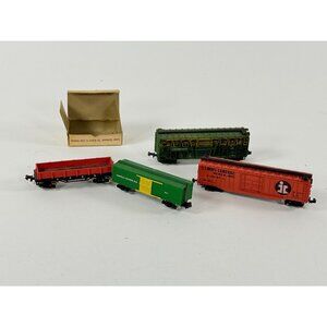 Vintage N Scale 4 Train Cars 3 Boxcars and a Union Pacific UPRR Gondola Car